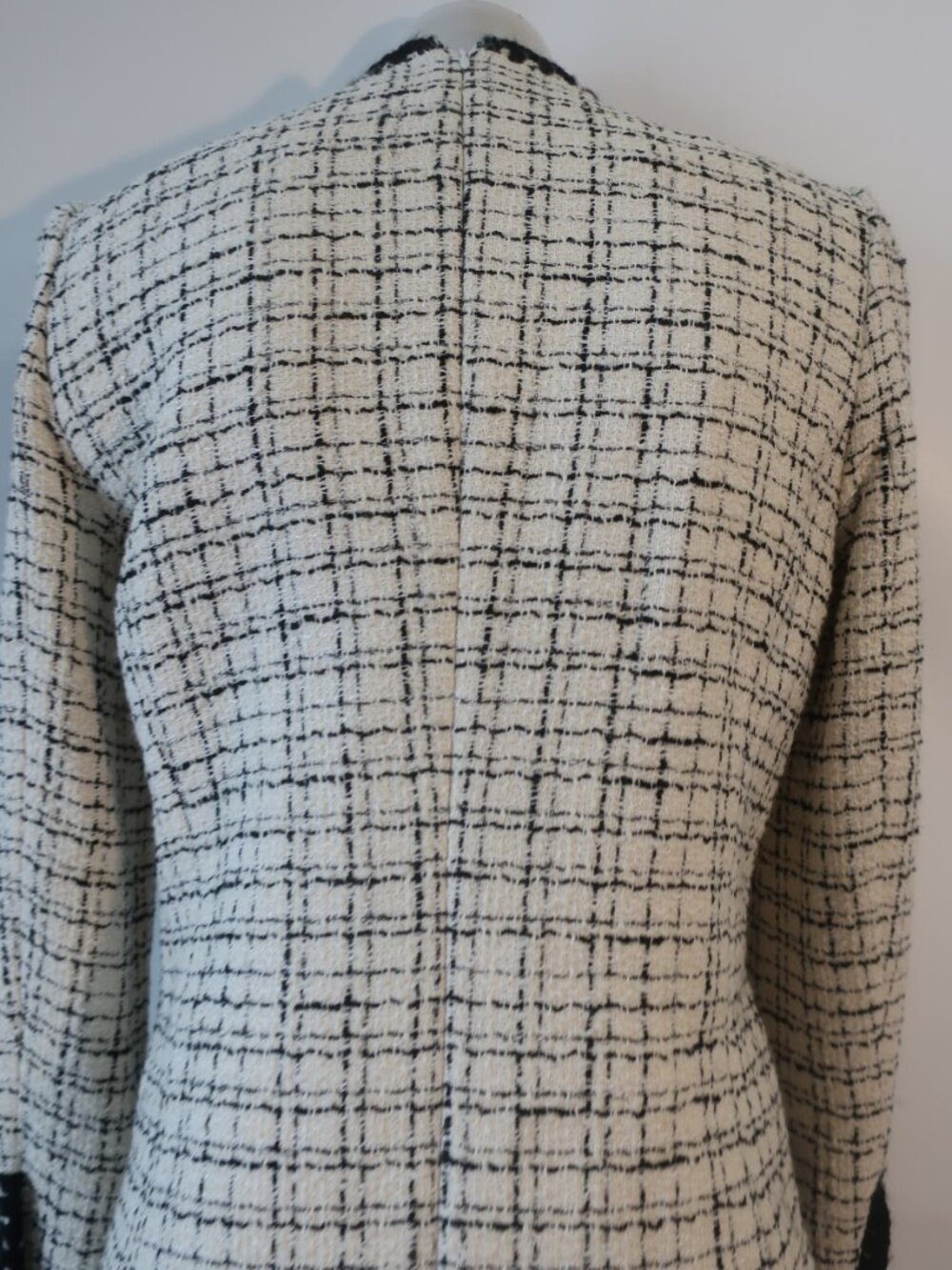 Womens Veronica Beard Palatine (Item-97) White Black Tweed Boucle V-Neck Dress 4 - Picture 11 of 16